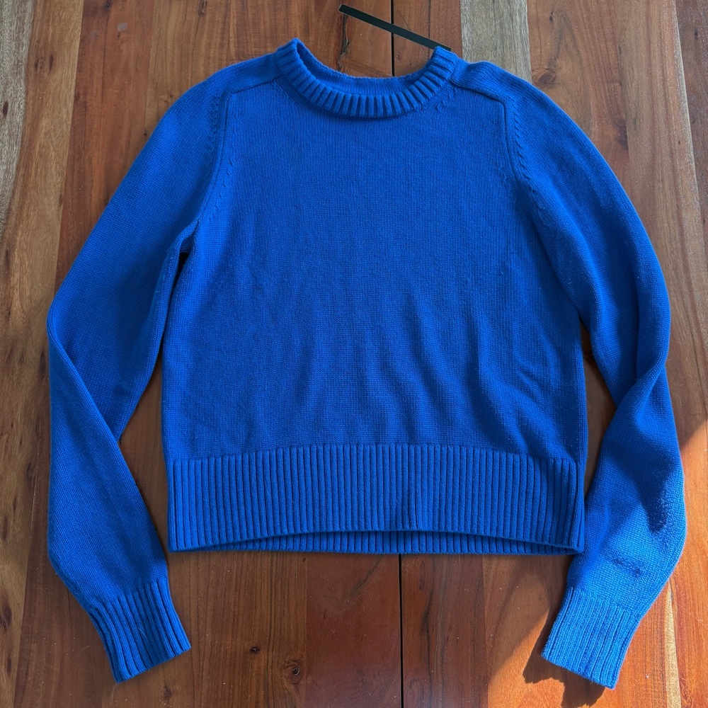 Banana Republic Vibrant Blue Crew Neck Sweater